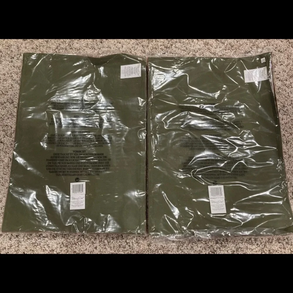 Pampered Chef Reversible Placemats #2164 SET OF 2 total of 4 BRAND NEW PLACEMATS